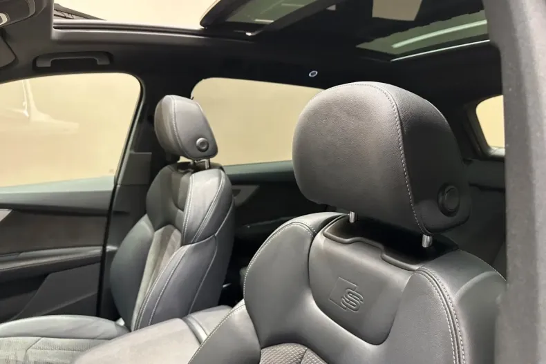 Audi Q7 din 2021 cu 67.900 km - oferta AUD194985 - foto 10