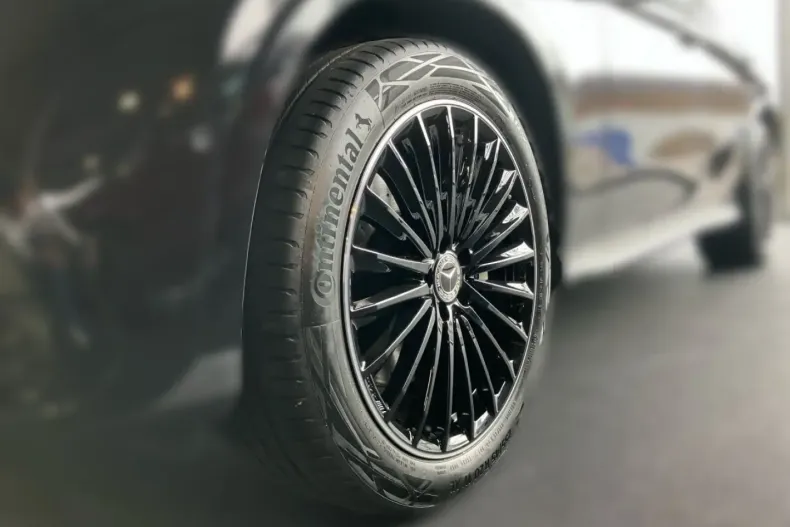 Mercedes-Benz GLC 220 (Clasa GLC) din 2024 cu 22.282 km - oferta MER195005 - foto 2