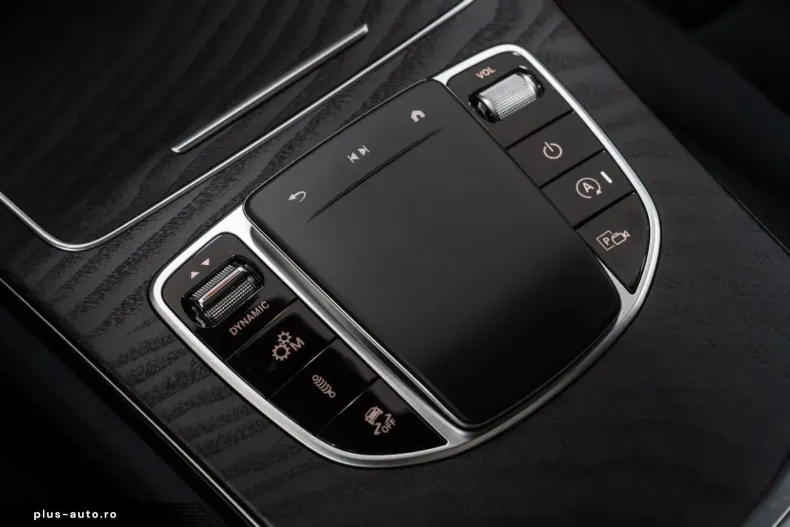 Mercedes-Benz GLC 63 AMG (Clasa GLC) din 2023 cu 18.184 km - oferta MER195008 - foto 24