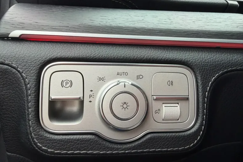 Mercedes-Benz GLE 350 (Clasa GLE) din 2023 cu 87.747 km - oferta MER195016 - foto 34