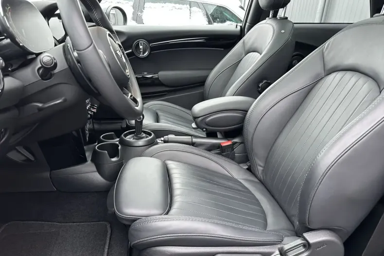 MINI Cooper S din 2022 cu 42.750 km - oferta MIN195033 - foto 8