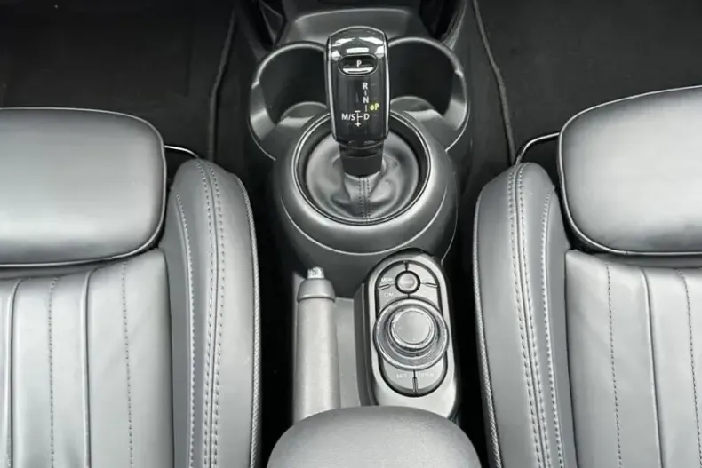 MINI Cooper S din 2022 cu 42.750 km - oferta MIN195033 - foto 13