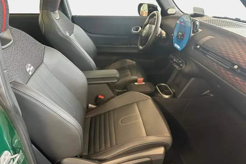 MINI Cooper S din 2024 cu 2.200 km - oferta MIN195039 - foto 10