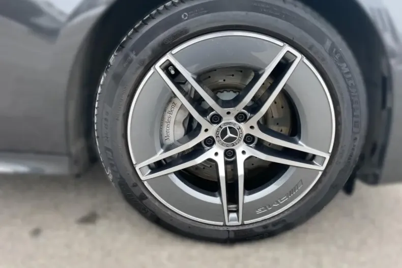 Mercedes-Benz E 300 (Clasa E) din 2024 cu 15.620 km - oferta MER195047 - foto 8