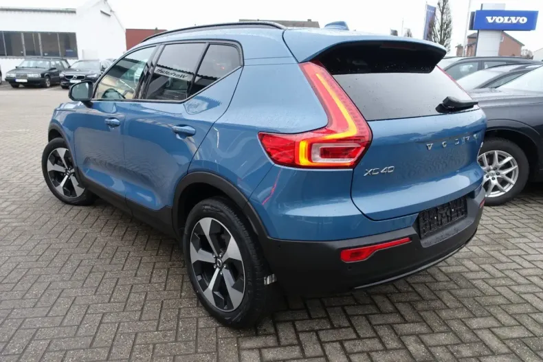 Volvo XC40 din 2025 cu 19.100 km - oferta VOL195053 - foto 4