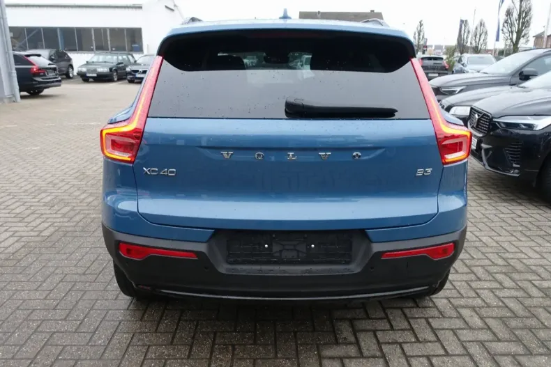 Volvo XC40 din 2025 cu 19.100 km - oferta VOL195053 - foto 6