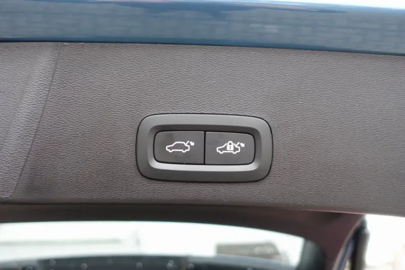 Volvo XC40 din 2025 cu 19.100 km - oferta VOL195053 - foto 21