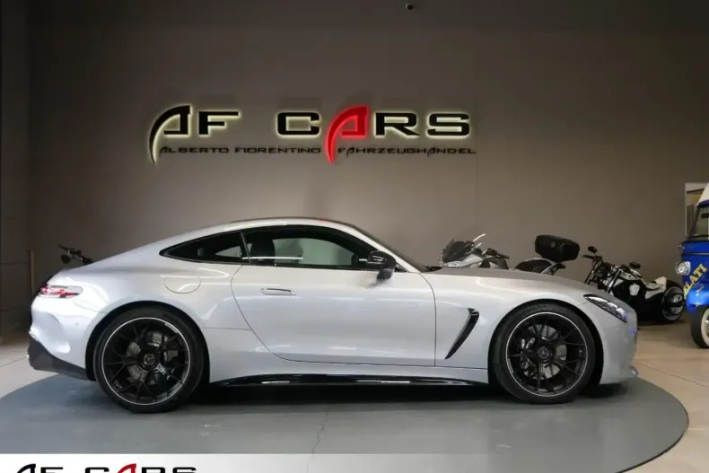 Mercedes-Benz AMG GT (Clasa GT) din 2024 cu 12.082 km - oferta MER195058 - foto 10
