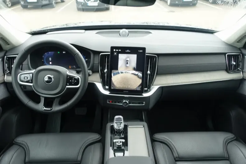 Volvo XC90 din 2025 cu 21.100 km - oferta VOL195062 - foto 16