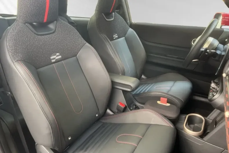 MINI Cooper C din 2024 cu 6.850 km - oferta MIN195066 - foto 7