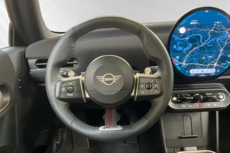 MINI Cooper C din 2024 cu 6.850 km - oferta MIN195066 - foto 9