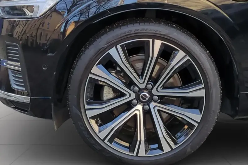 Volvo XC60 din 2022 cu 36.600 km - oferta VOL195077 - foto 7