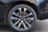 Volvo XC60 din 2022 cu 36.600 km - oferta VOL195077 - foto 8
