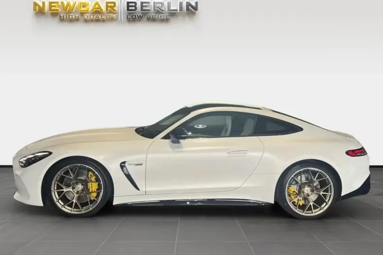 Mercedes-Benz AMG GT (Clasa GT) din 2024 cu 15.300 km - oferta MER195083 - foto 6