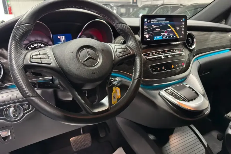 Mercedes-Benz V 300 (Clasa V) din 2024 cu 57.100 km - oferta MER195091 - foto 8