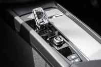 Volvo XC60 din 2023 cu 13.869 km - oferta VOL195102 - foto 11
