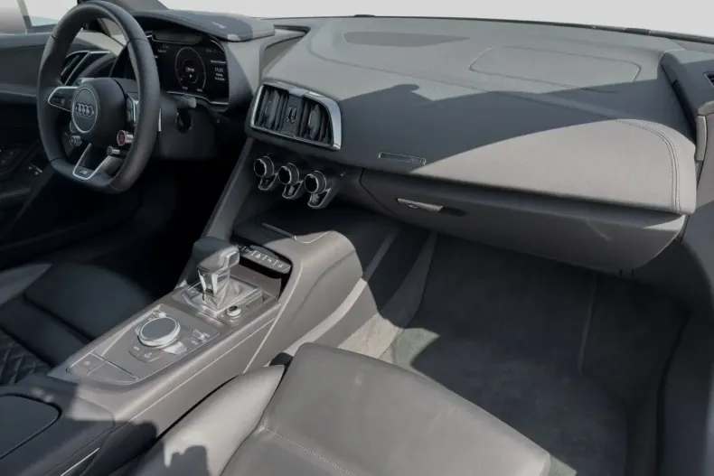 Audi R8 din 2024 cu 10.782 km - oferta AUD195126 - foto 4