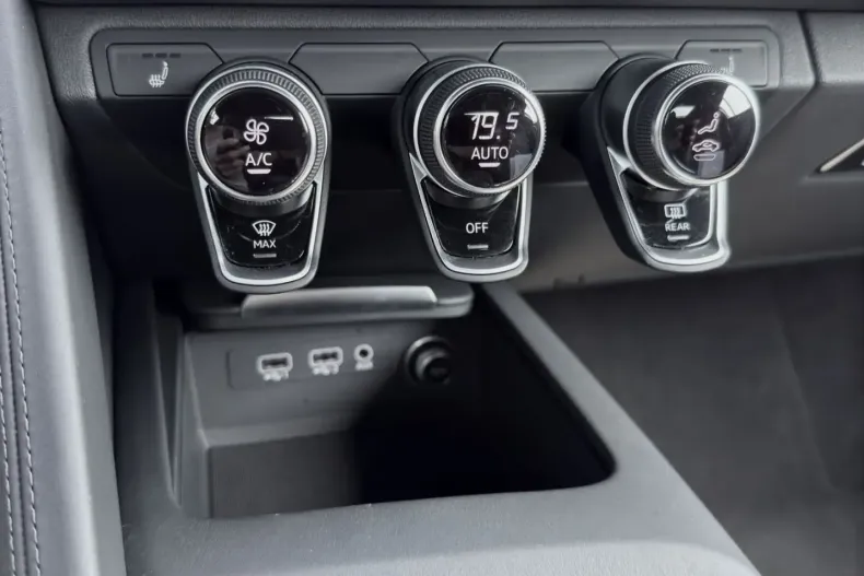 Audi R8 din 2024 cu 10.782 km - oferta AUD195126 - foto 12