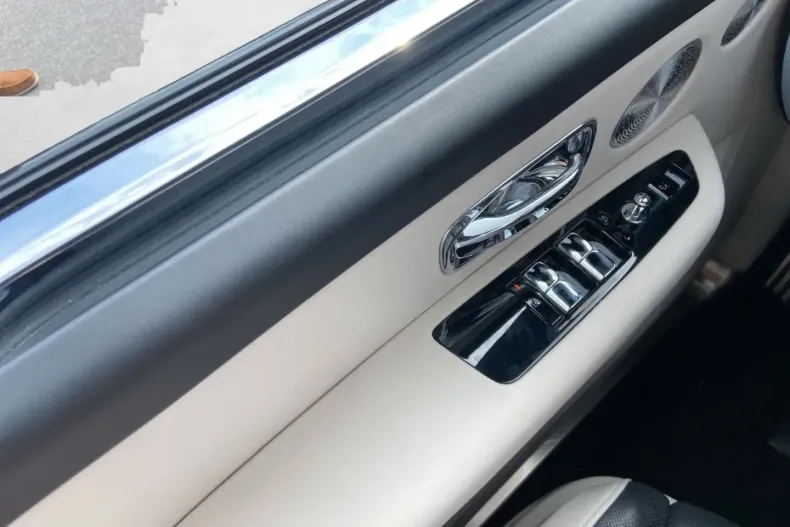 Rolls-Royce Cullinan din 2022 cu 71.000 km - oferta ROL195137 - foto 13