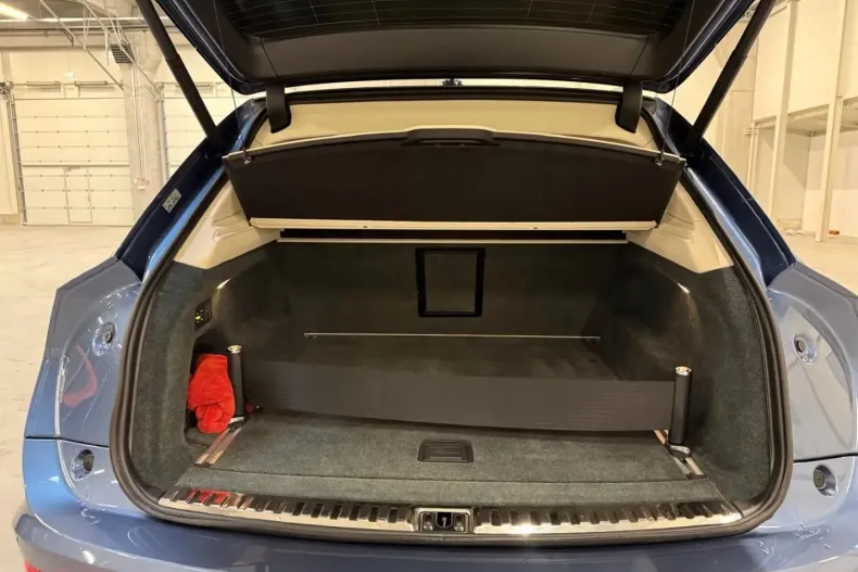 Bentley Bentayga din 2025 cu 10.000 km - oferta BEN195143 - foto 7