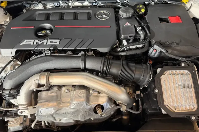Mercedes-Benz CLA 35 AMG (Clasa CLA) din 2024 cu 29.286 km - oferta MER195144 - foto 7