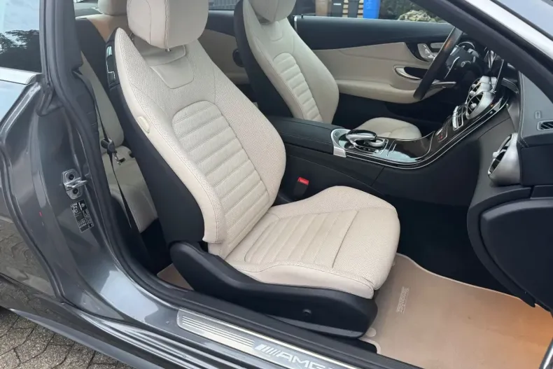 Mercedes-Benz C 43 AMG (Clasa C) din 2021 cu 54.100 km - oferta MER195153 - foto 21