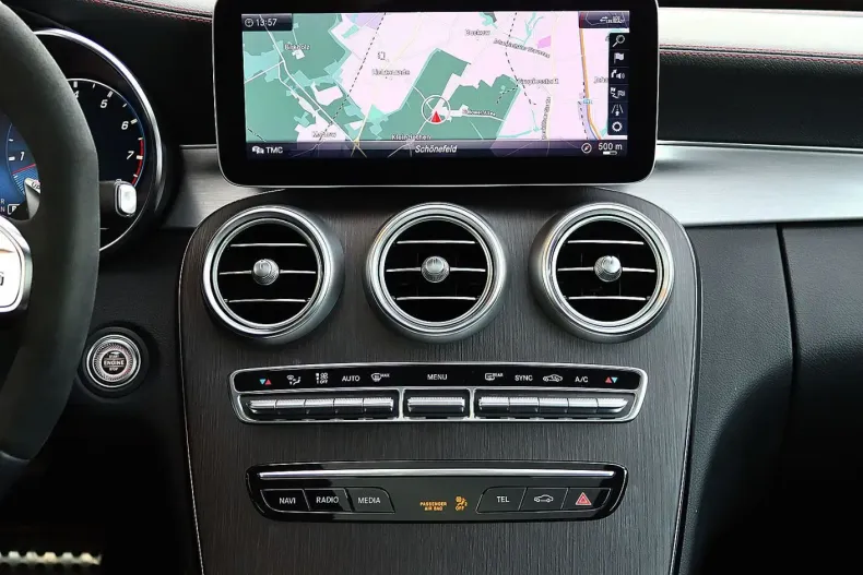 Mercedes-Benz C 43 AMG (Clasa C) din 2021 cu 41.600 km - oferta MER195154 - foto 11