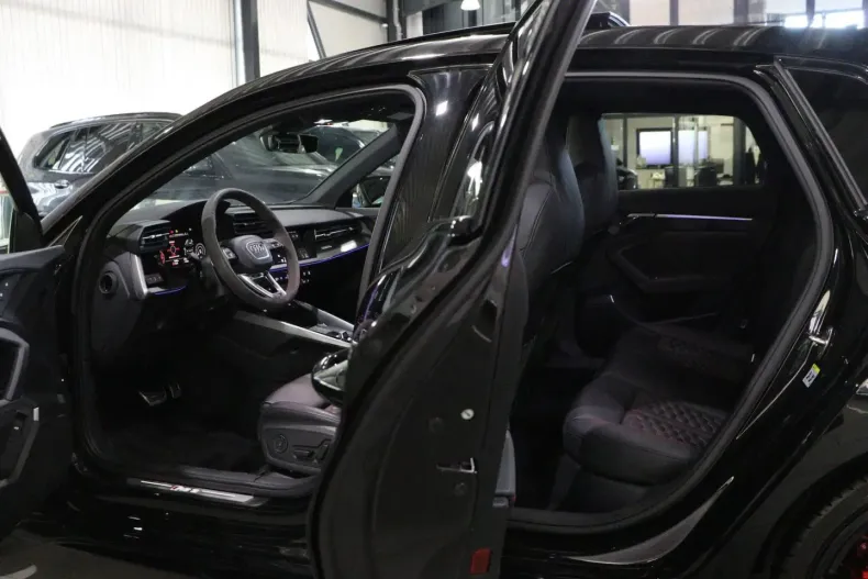 Audi RS3 din 2024 cu 9.000 km - oferta AUD195156 - foto 19