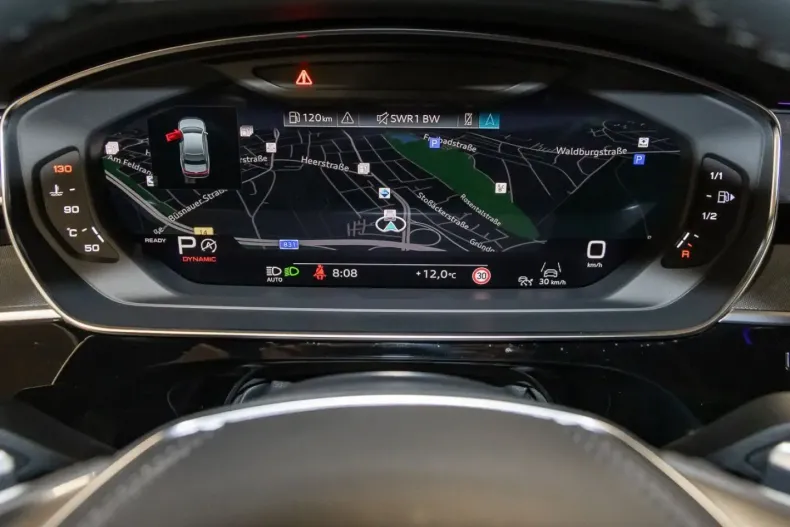 Audi A8 din 2023 cu 43.457 km - oferta AUD195159 - foto 16