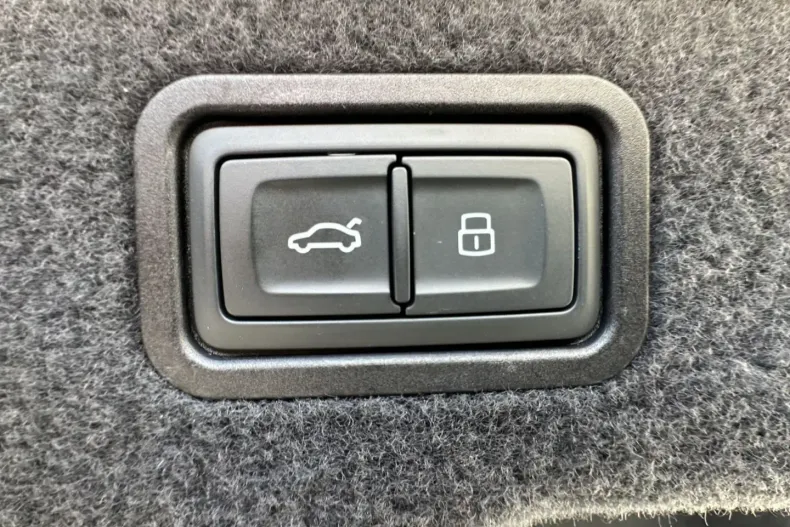 Audi A8 din 2021 cu 57.000 km - oferta AUD195165 - foto 10