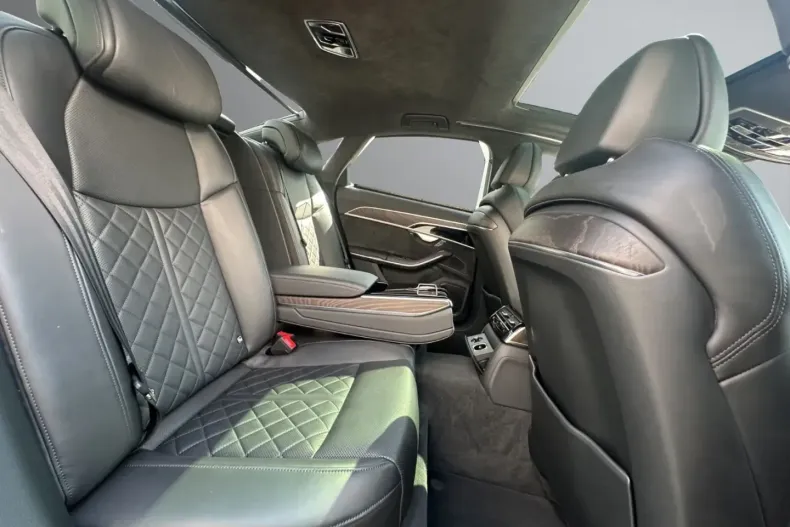 Audi A8 din 2021 cu 57.000 km - oferta AUD195165 - foto 21