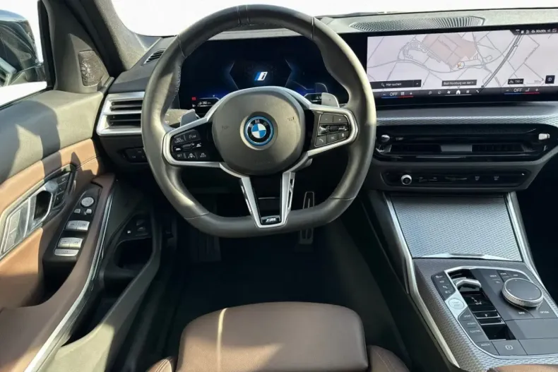 BMW 330 (Seria 3) din 2024 cu 26.786 km - oferta BMW195176 - foto 10