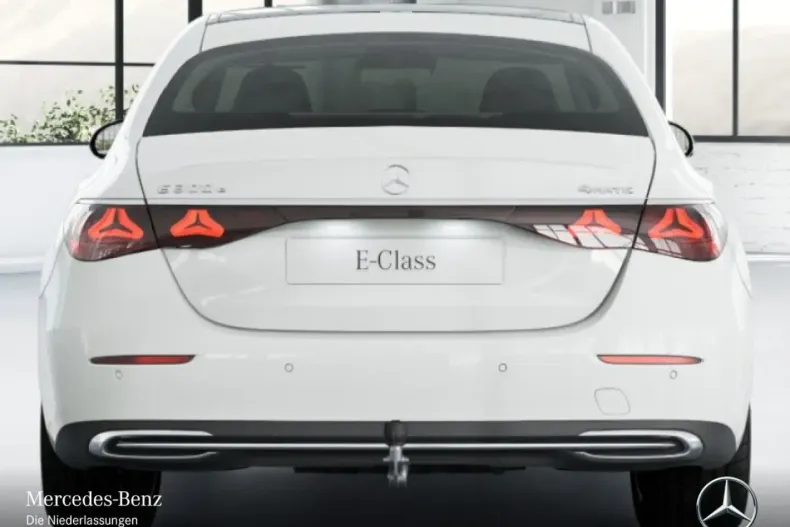 Mercedes-Benz E 300 (Clasa E) din 2025 cu 7.139 km - oferta MER195177 - foto 12