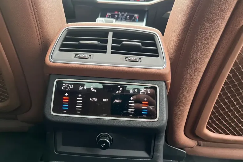 Audi A6 din 2022 cu 63.800 km - oferta AUD195180 - foto 37