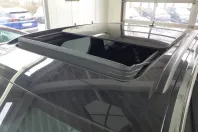 Volkswagen Touareg din 2023 cu 94.670 km - oferta VOL195183 - foto 2