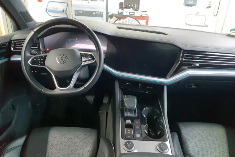 Volkswagen Touareg din 2023 cu 94.670 km - oferta VOL195183 - foto 6