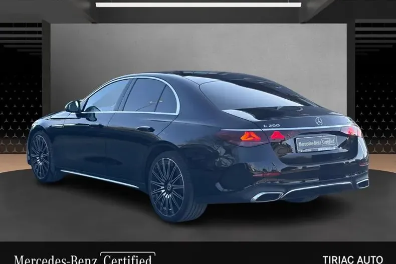 Mercedes-Benz E din 2024 cu 10.470 km - oferta MER195184 - foto 3