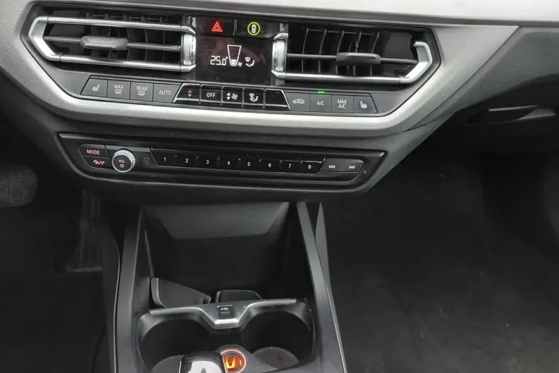 BMW 218i (Seria 2) din 2023 cu 59.900 km - oferta BMW195185 - foto 8