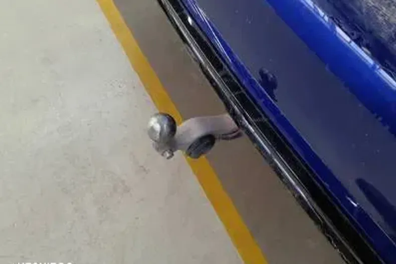 Volkswagen Touareg din 2025 cu 25.000 km - oferta VOL195186 - foto 3