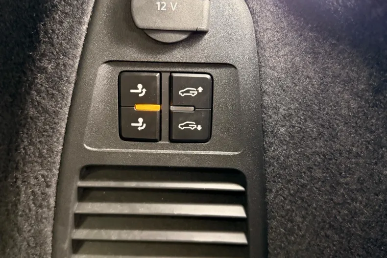 Volkswagen Touareg din 2025 cu 25.000 km - oferta VOL195186 - foto 16