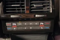 Volkswagen Touareg din 2025 cu 25.000 km - oferta VOL195186 - foto 30