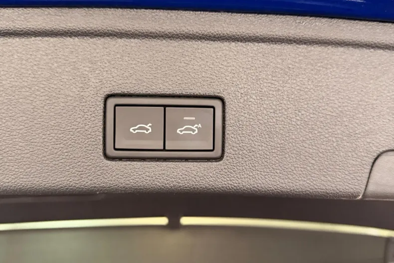 Volkswagen Touareg din 2025 cu 25.000 km - oferta VOL195186 - foto 35