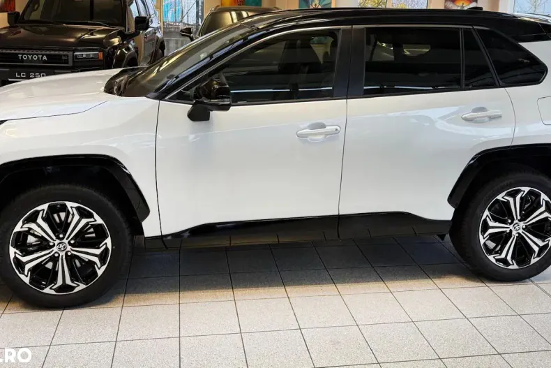 Toyota RAV4 din 2025 cu 10 km - oferta TOY195203 - foto 3