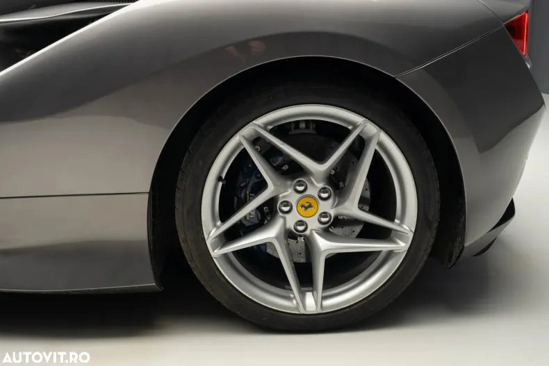 Ferrari F8 din 2021 cu 16.000 km - oferta FER195210 - foto 32