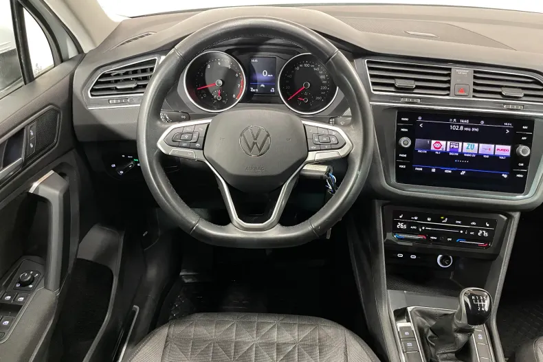 Volkswagen Tiguan din 2023 cu 43.615 km - oferta VOL195215 - foto 6