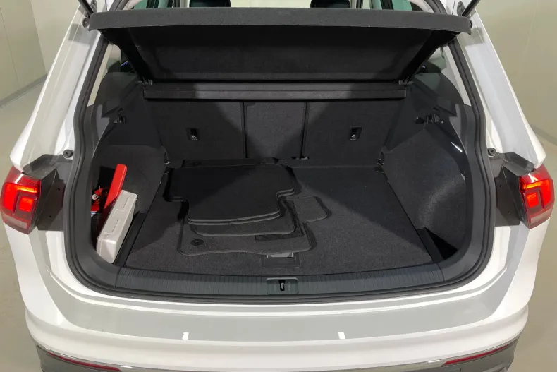Volkswagen Tiguan din 2023 cu 43.615 km - oferta VOL195215 - foto 13