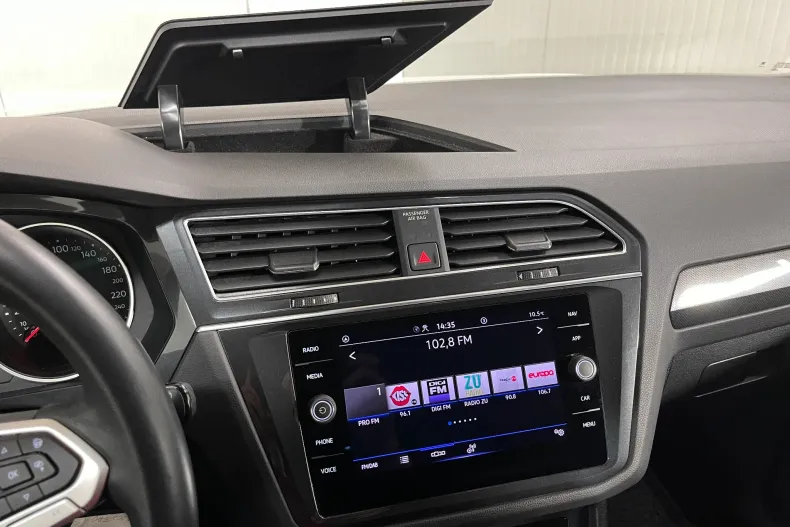Volkswagen Tiguan din 2023 cu 43.615 km - oferta VOL195215 - foto 21