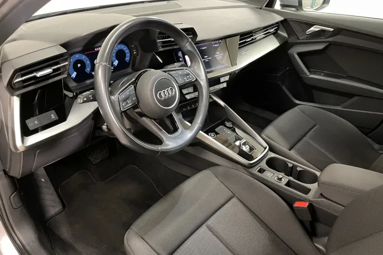 Audi A3 din 2022 cu 62.247 km - oferta AUD195216 - foto 5