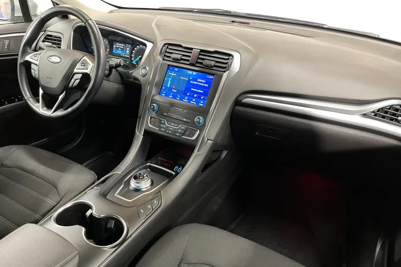 Ford Mondeo din 2021 cu 43.951 km - oferta FOR195217 - foto 8