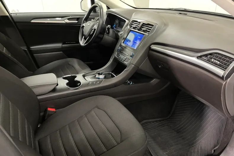 Ford Mondeo din 2021 cu 43.951 km - oferta FOR195217 - foto 10